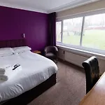 Sporting 3* Middlesbrough
