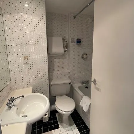 Отель Sporting 3*