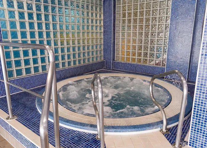 Sporting 3* Middlesbrough