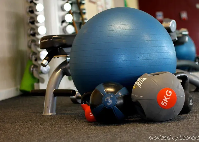 Sporting 3* Middlesbrough