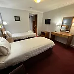 Sporting 3* Middlesbrough